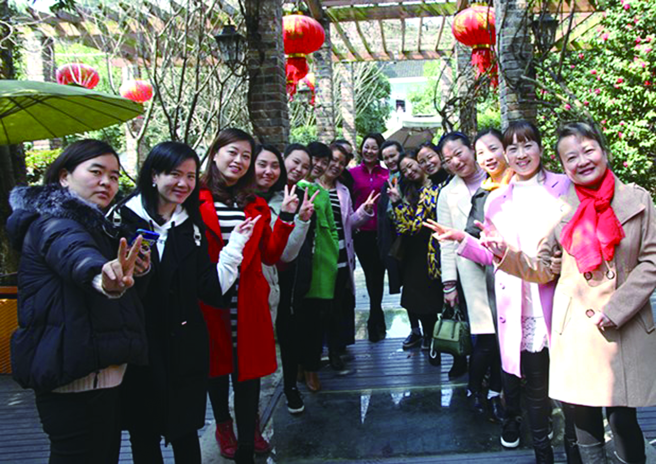 3月8日，集團(tuán)公司機(jī)關(guān)組織慶?！叭恕眿D女節(jié)活動(dòng)